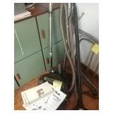 Rainbow aquamate vacuum and cleaner