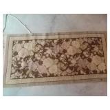 Rose area rug 27x56