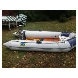 Zodiac boat with oars, anchor, pump and reattach