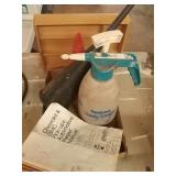 2 funnels, sprayer