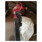 Troy bilt leaf blower