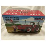 1/32 2010 Toy Farmer International 3788 2+2 NIB