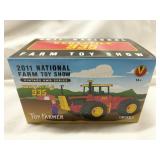 1/64 2011 Toy Farmer Versatile 935 NIB