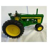 1/8 John Deere 720 tricycle Row Cop with box