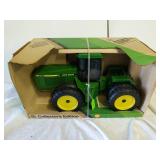 1/16 1988 John Deere 8760 collector