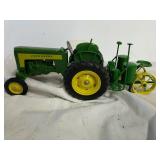 1/16 John Deere 420 tractor with customized 2 row