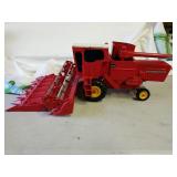 1/16 Custom Massey Ferguson 510 diesel combine