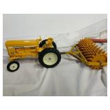 1/16 international Farmall 544 Industrial tractor