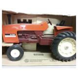 A-C 7030 ALLIS CHALMERS  TRACTOR  SCALE:  1/16