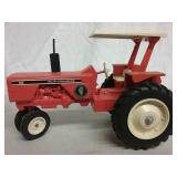 185 ALLIS CHALMERS TRACTOR  1994 Farm Show