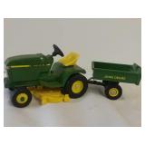 John Deere lawn mower and cart 1:16 scale