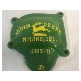 John Deere gear box cover 21051-H