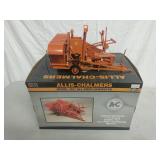 1/16 Allis Chalmers Model 60 all crop Harvester