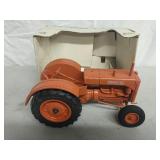 1/16 Allis Chalmers a tractor