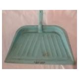 Ed Henry Garage Denton 479-1649 blue dust pan