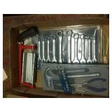 Mini hack saw, 5 piece tool kit, 10 Piece wrench