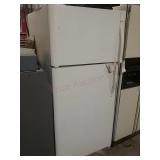 Kenmore fridge, 66 inches tall. 30 inches wide.