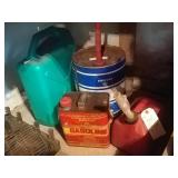 (4) gas cans