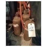 (5) Acetylene tanks