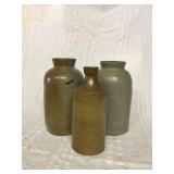 Two small crocs and small crockery bottle Crocs 7