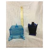 Stove and cat head covered dishes Cat head