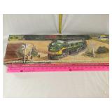 John Deere HO scale starter set. Includes Athearn