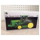 John Deere  model 9429T tractor. 1/32 scale