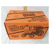 1/16th scale Deutz-Allis 9150 orange 2 wheel