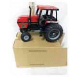 1/16th scale Case International 2594 Collector