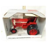 1/16th scale International Hydro 100 ROPS Special