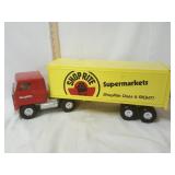 Shoprite metal Truck and trailer