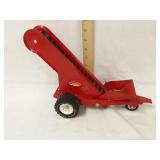 1/16th scale Tonka elevator