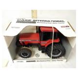 1/16th scale Case International 7150 Magnum