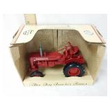 1/16th scale McCormick Deering Farmall collectors