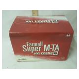 1/16th scale International Farmall Super M-TA 100