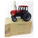 1/16th scale Case International 2594 collectors