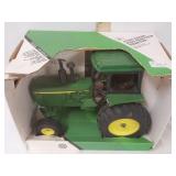 1/16th scale John Deere 4255 row crop tractor