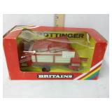 1/32nd scale Britains loader wagon toy