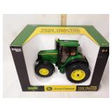 1/16th scale John Deere 7520 collectors edition