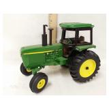 1/16th scale John Deere 4265 tractor