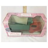 1/18th scale Tonka classic 1949 dump truck