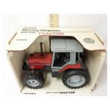 1/16th scale Massey Ferguson 3070 4-wd tractor