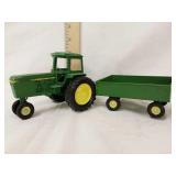 1/32nd scale John Deere tractor and wagon