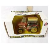 1:32 scale International 784 FWD tractor