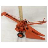 1/16th scale Allis-Chalmers Custom 1 Row Corn
