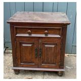 Vintage mahogany side table or nightstand, 28.5 x