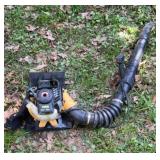 Craftsman 73dB(A) backpack leaf blower compression