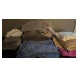 Towels washcloths Delta airline blankets
