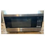 Panasonic microwave. Powers on