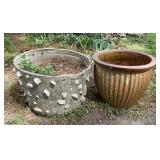 Pair Large Garden Planters ï¿½ Textured Stone &